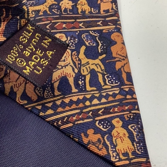 VINTAGE Alynn “Ancient Art” Mesopotamia Silk Tie - Picture 5 of 10